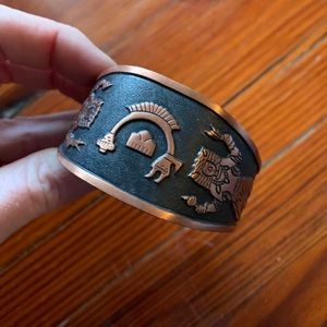 Navajo or Zuni bracelet native copper cuff Navajo